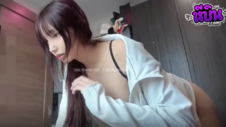 คลิปหลุด merryxming น้องหมิง สาวหมวยนมใหญ่ขาวเนียนหถ่นดีเย็ดเสียวกับแฟนหนุ่มขี้เงี่ยนจับอมควยไห้ขึ้นคร่อมโยกเย็ดควยก่อนจะโดนจับนอนซอยหีกระแทกจนน้ำแตกโครตเด็ด