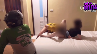 คลิปหลุด charmoflove พาแกร็ปมาส่งที่ห้องก่อนชวนเข้าห้องมานั่งดูตัวเองเย็ดกับแฟนหนุ่มเสียวยๆเลียหรโม็คควยกระแทกมันส์ๆก่อนจะอมควยเสียวๆไห้แตกคาปาก