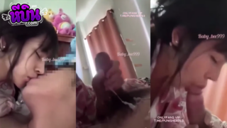 คลิปหลุด Baby_bee999 น้องเบบี้บี ดูดปากกับแฟนหนุ่มในห้อง ก่อนที่แฟนหนุ่มจะงัดควย นอนให้น้องบีโม๊คควยเสียวๆ ดูดควยจนน้ำควยพุ่งเต็มควยแบบเสียวๆ